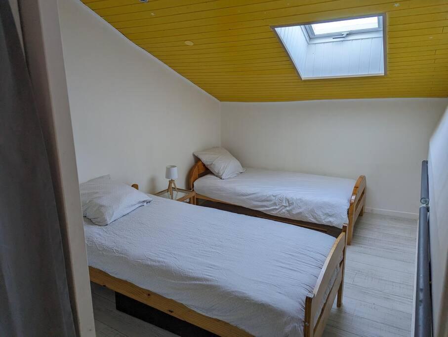 Maison De Village, Jacuzzi, Salle Cinema Valencin Exteriör bild
