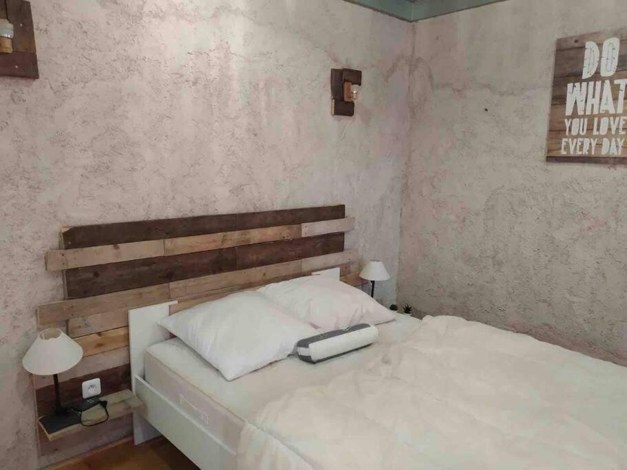 Maison De Village, Jacuzzi, Salle Cinema Valencin Exteriör bild