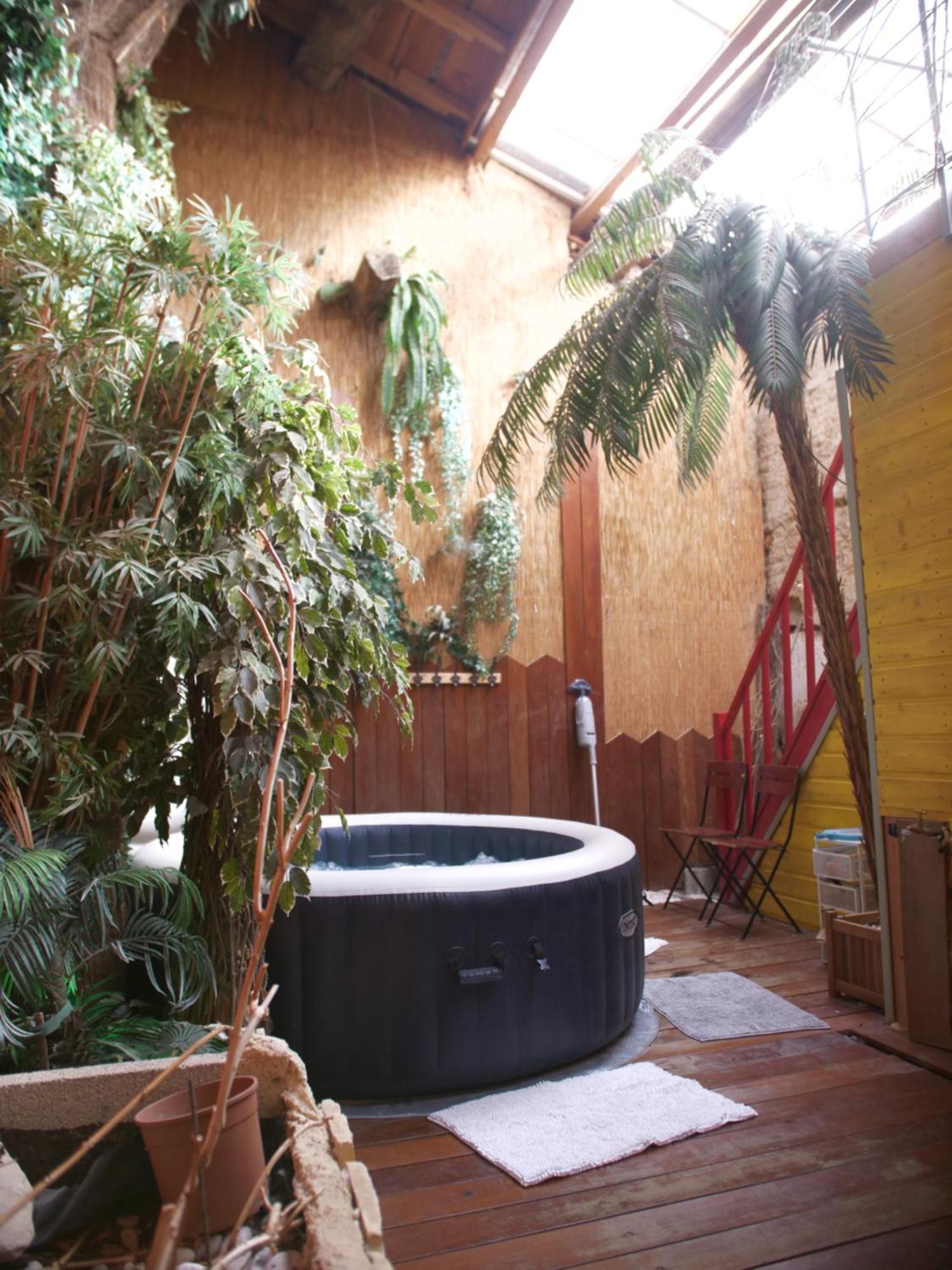 Maison De Village, Jacuzzi, Salle Cinema Valencin Exteriör bild