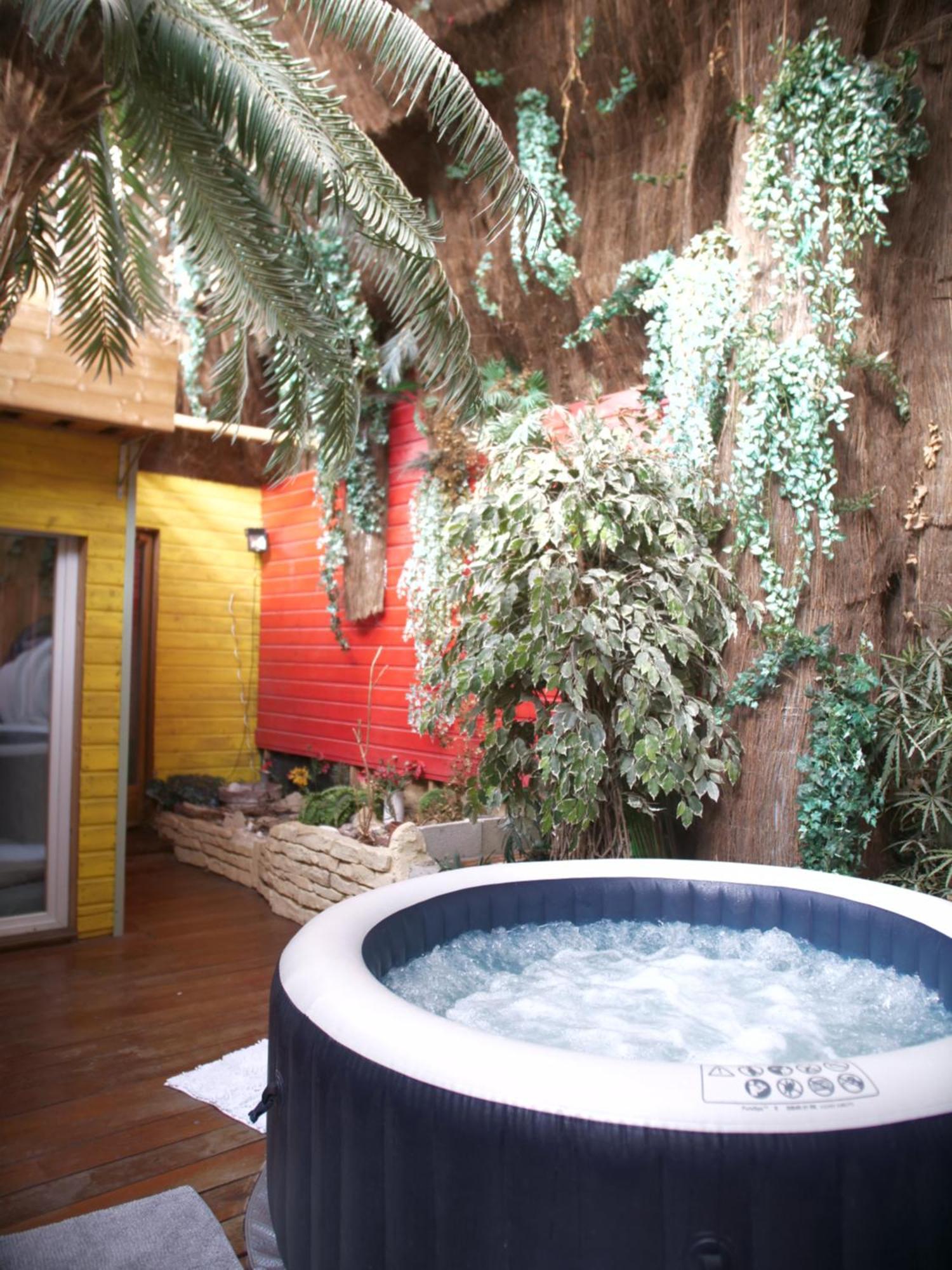 Maison De Village, Jacuzzi, Salle Cinema Valencin Exteriör bild